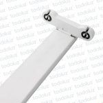 Chapa Comercial p/ Tubo Led 2x16W 120cm Conexion Una Punta