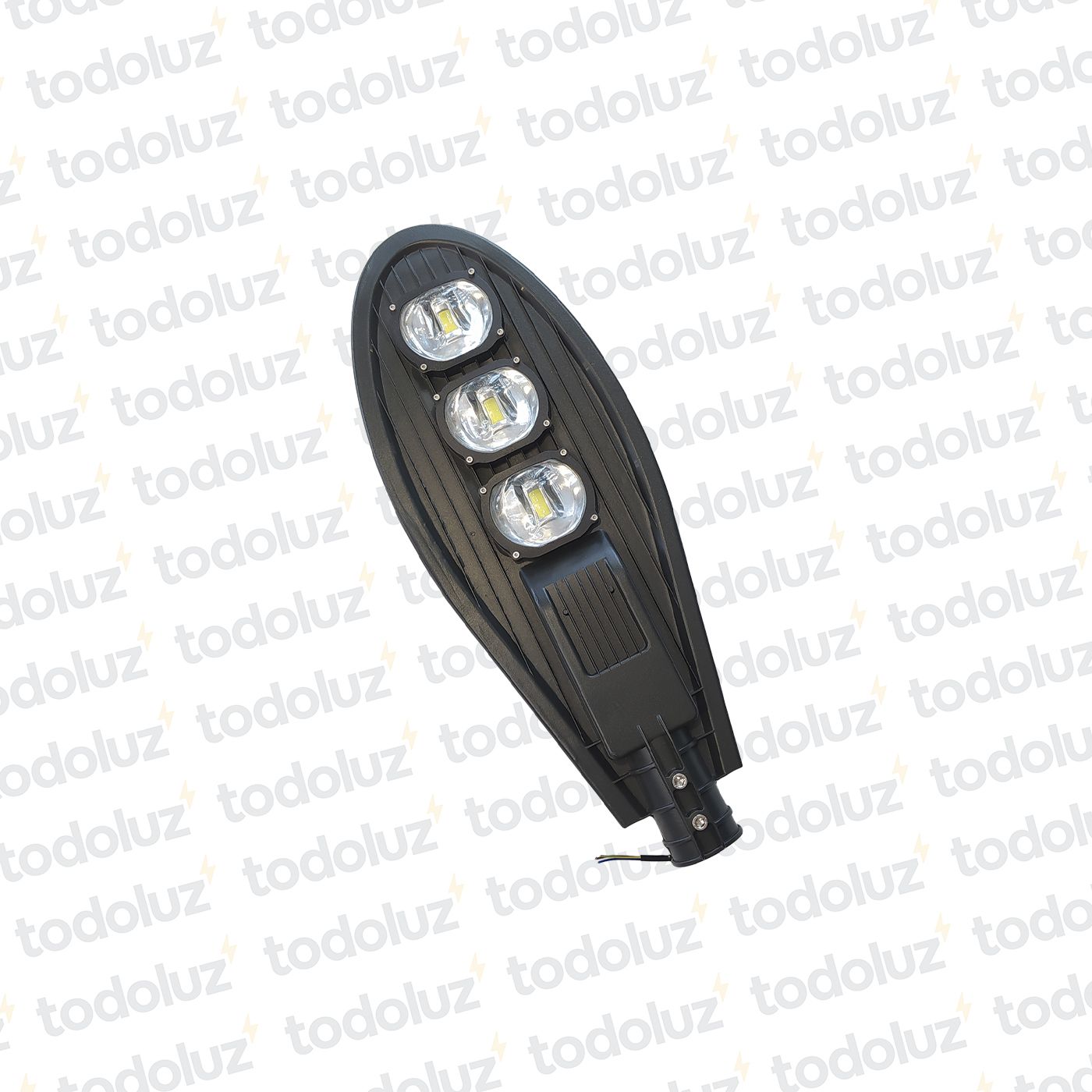 5862-interno-c43c8e0df5a94a12b41ea60db8fee5f3-1.jpeg Alumbrado Publico Led 150W (3x50W) c/ Lupa Luz Fria 6500°k 220Vac
